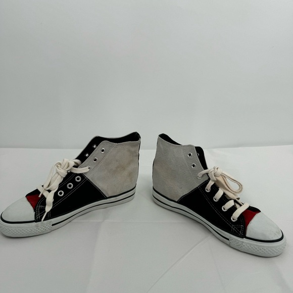 NWD Mickey & Co Disney Mickey Mouse Tennis Shoes size 6.5 Leather Upper - Picture 6 of 8